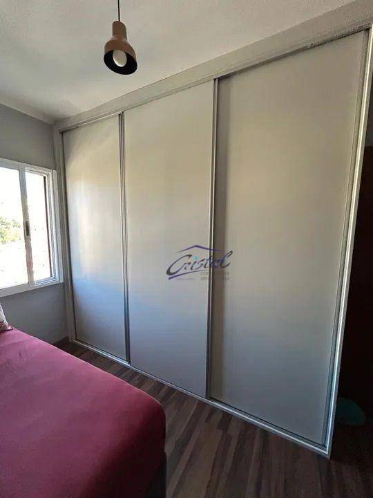 Apartamento à venda com 2 quartos, 70m² - Foto 4