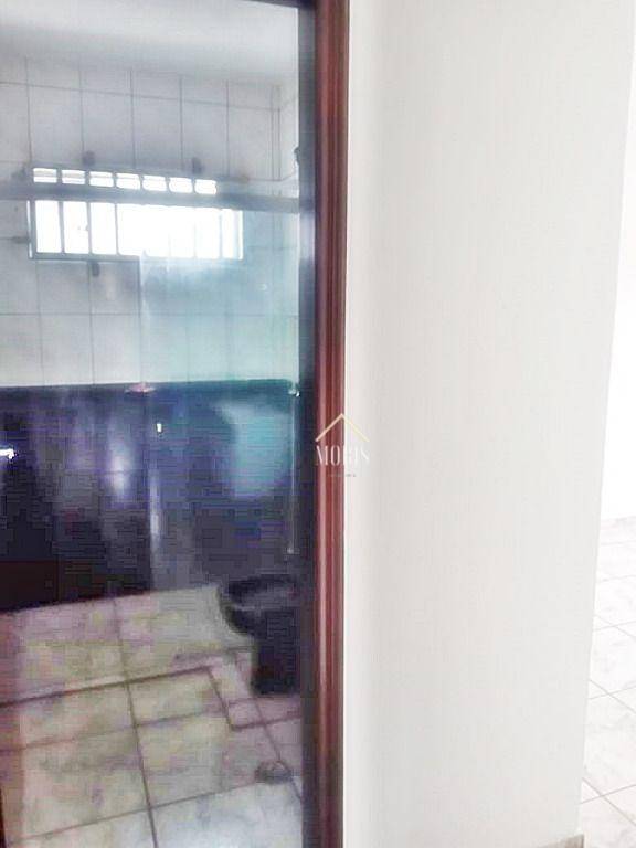 Sobrado à venda com 3 quartos, 201m² - Foto 21
