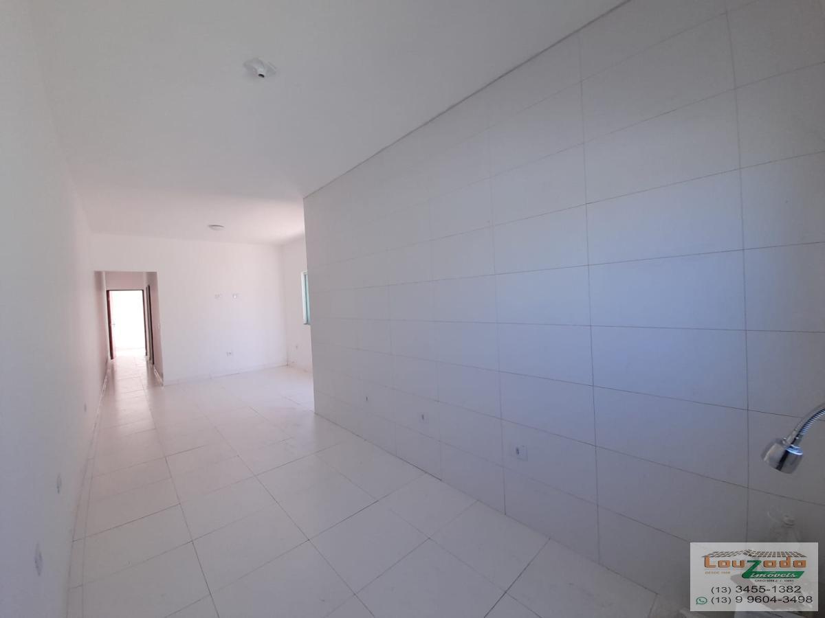 Casa à venda com 2 quartos, 125m² - Foto 3