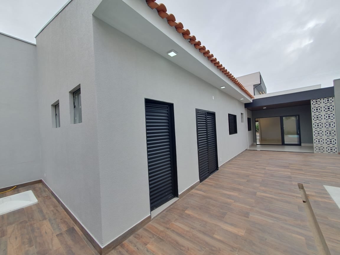 Casa à venda com 3 quartos, 187m² - Foto 14