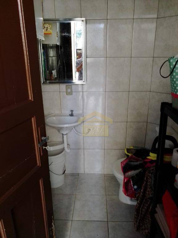 Sobrado à venda com 3 quartos, 130m² - Foto 12