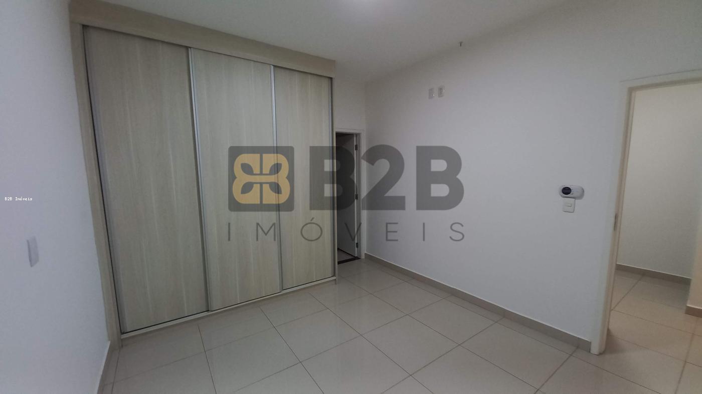 Casa à venda com 3 quartos, 250m² - Foto 30