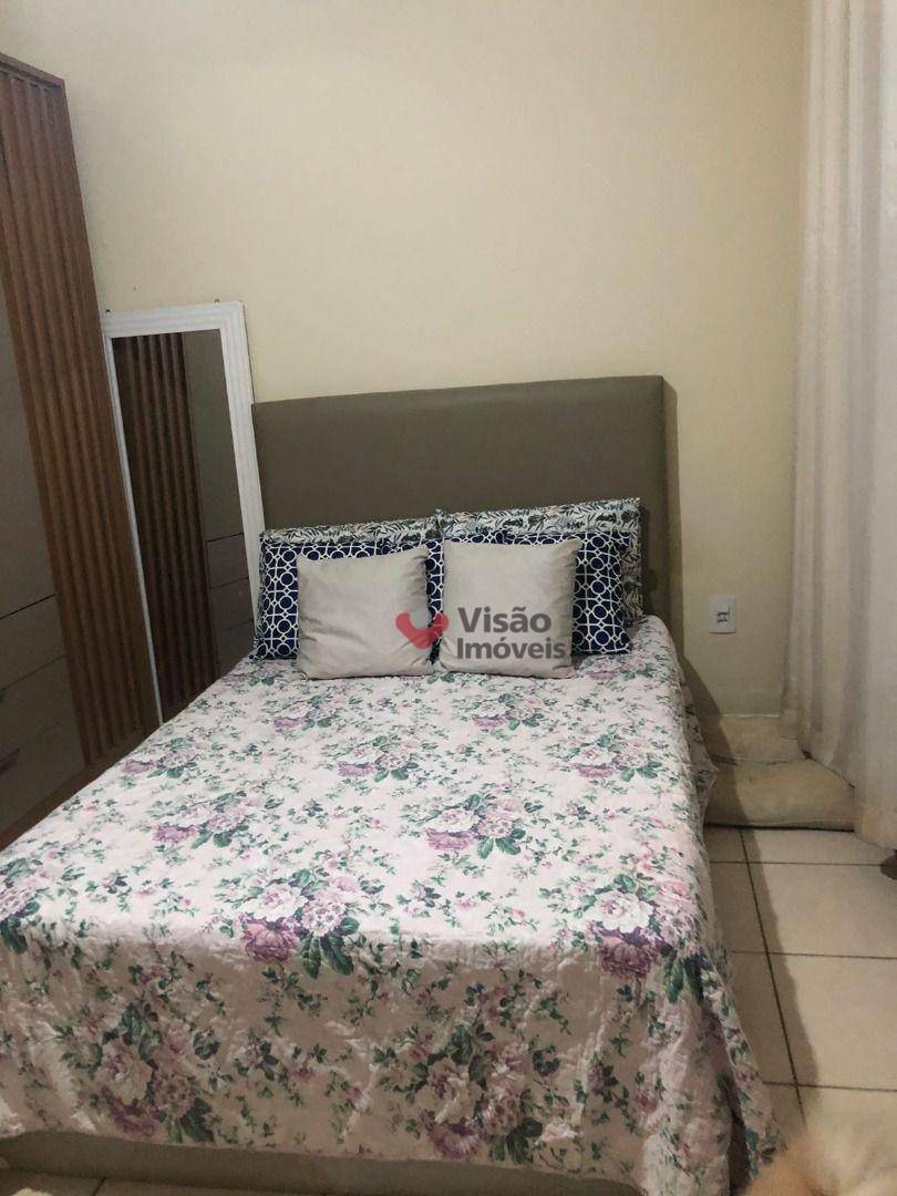 Casa à venda com 2 quartos, 60m² - Foto 11