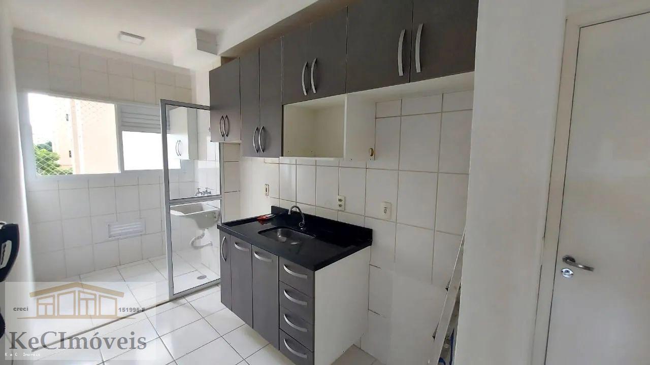 Apartamento à venda com 2 quartos, 47m² - Foto 2