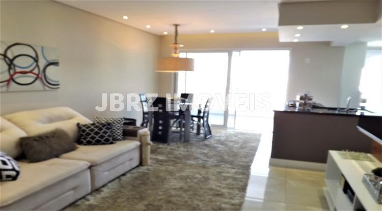 Apartamento à venda com 2 quartos, 82m² - Foto 2