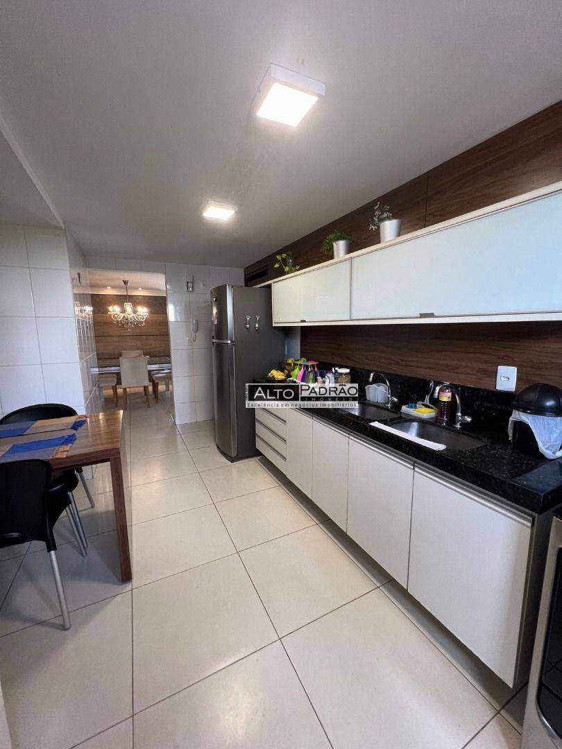 Apartamento à venda com 3 quartos, 150M2 - Foto 4