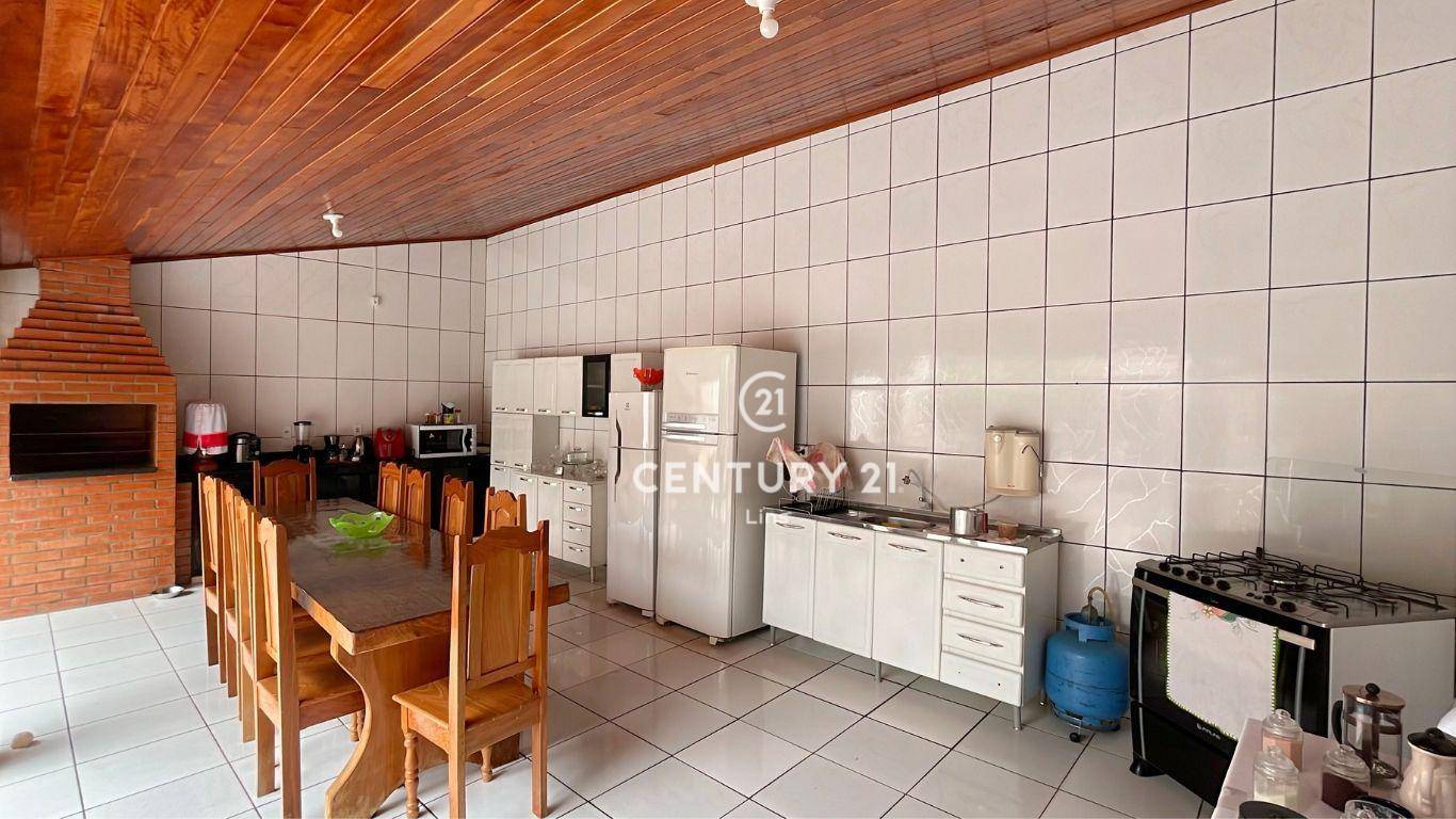 Casa à venda com 3 quartos, 197m² - Foto 3