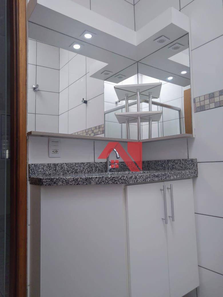 Apartamento para alugar com 2 quartos, 130m² - Foto 11