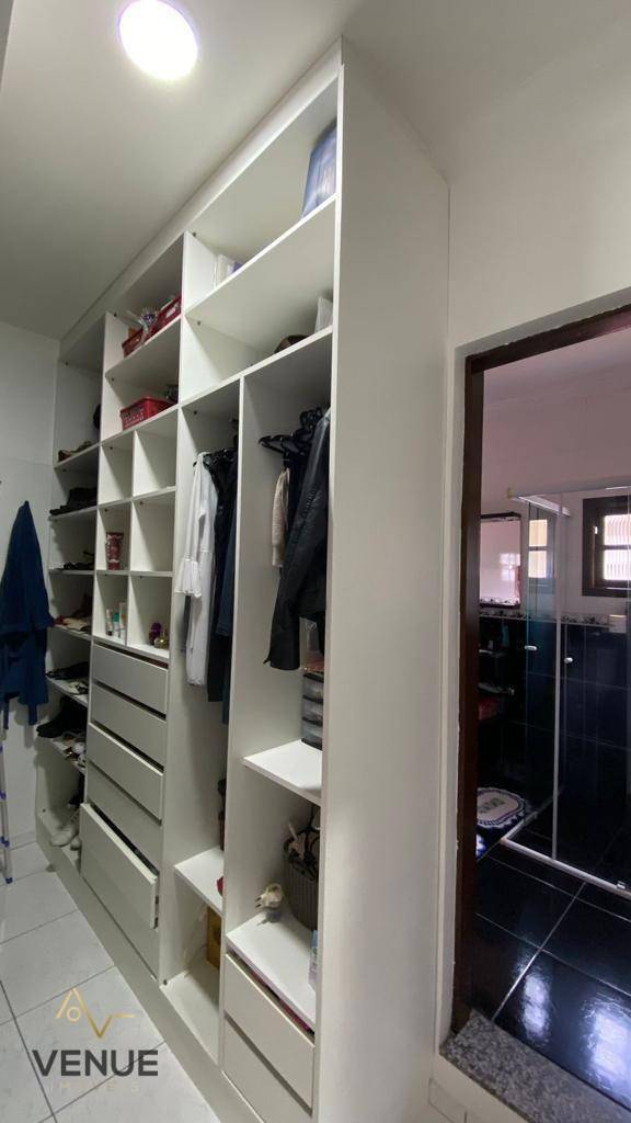 Sobrado à venda com 4 quartos, 264m² - Foto 33