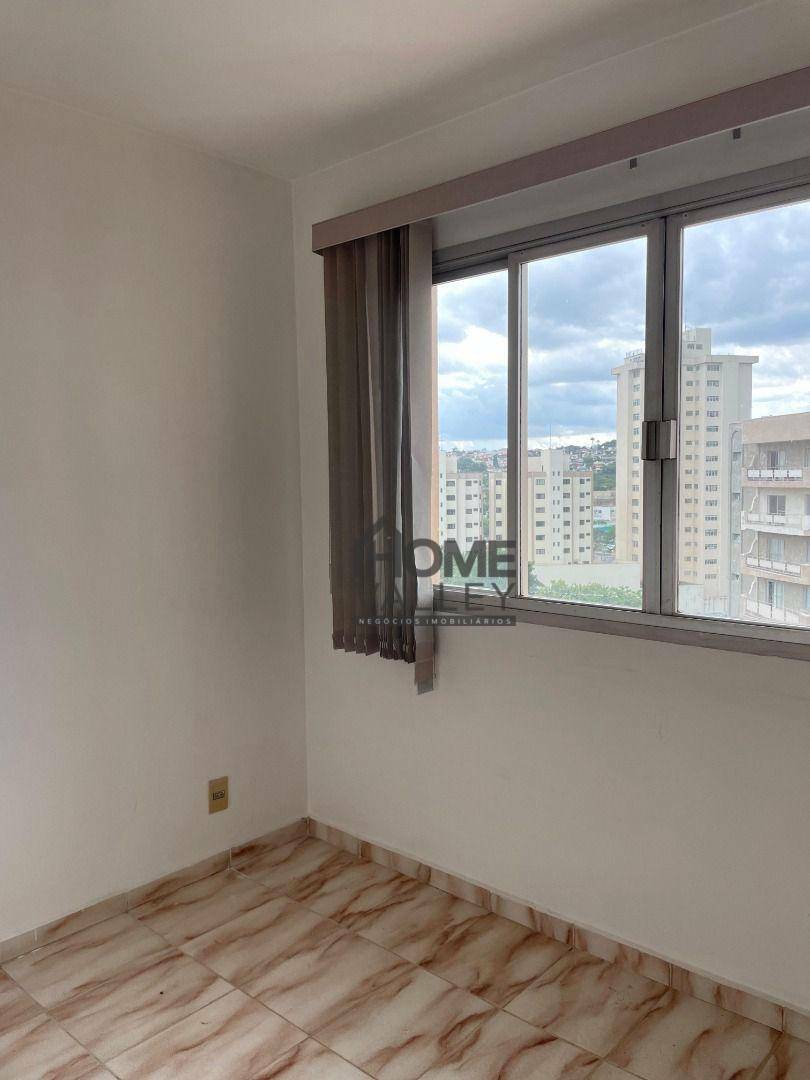 Apartamento para alugar com 3 quartos, 248m² - Foto 10