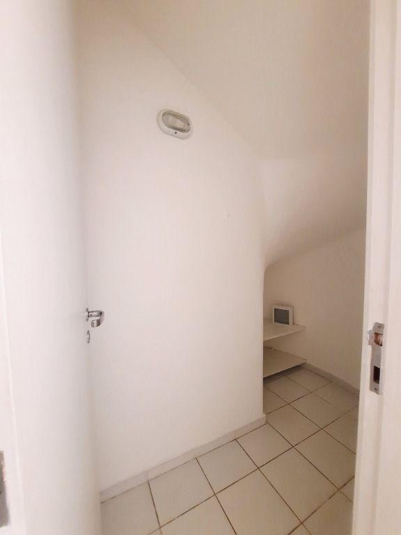 Casa de Condomínio para alugar com 4 quartos, 167m² - Foto 18