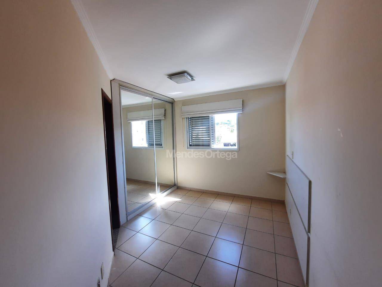 Apartamento à venda com 2 quartos, 80m² - Foto 14