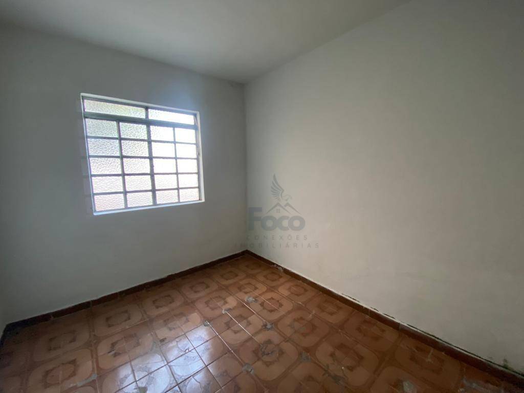 Casa à venda com 6 quartos, 179M2 - Foto 14