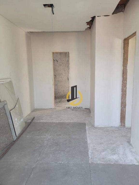 Sobrado à venda com 3 quartos, 156m² - Foto 11