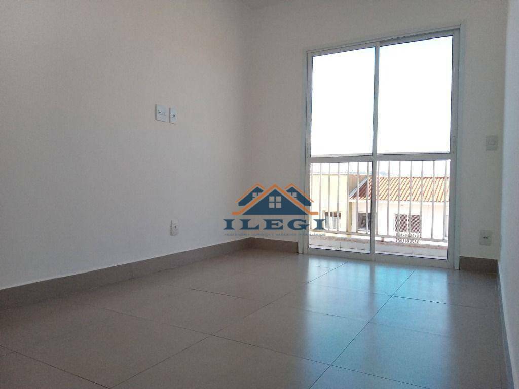 Apartamento para alugar com 2 quartos, 58m² - Foto 3