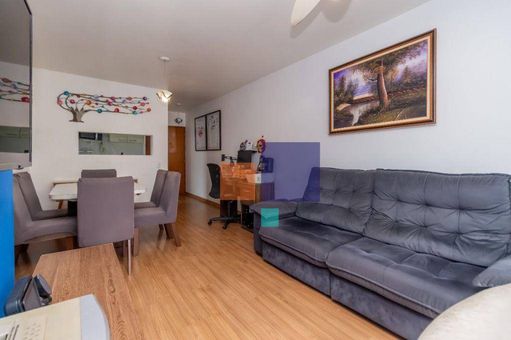 Apartamento à venda com 3 quartos, 75m² - Foto 1