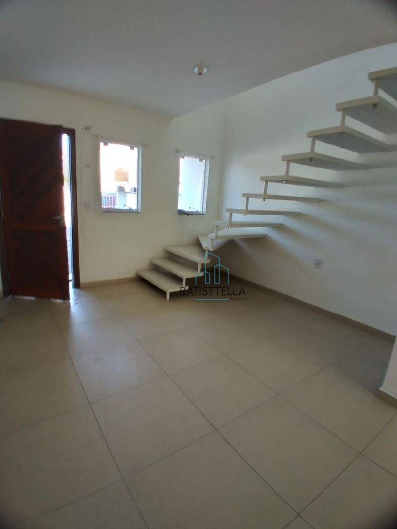 Sobrado à venda com 2 quartos, 80m² - Foto 2