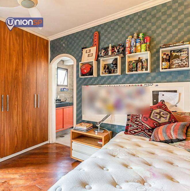 Apartamento à venda com 3 quartos, 200m² - Foto 8