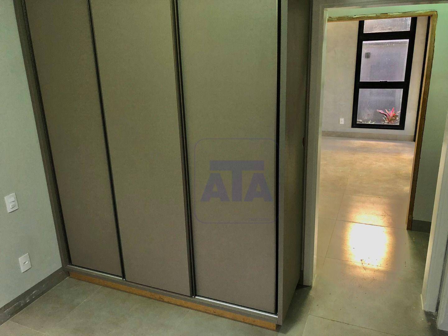 Casa à venda com 3 quartos, 201m² - Foto 16