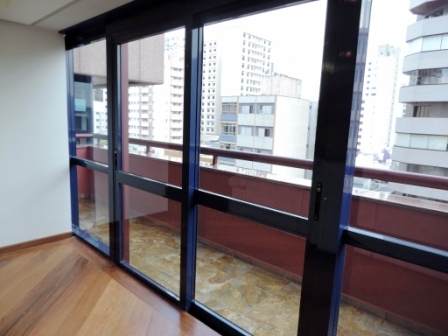 Apartamento à venda com 4 quartos, 276m² - Foto 10