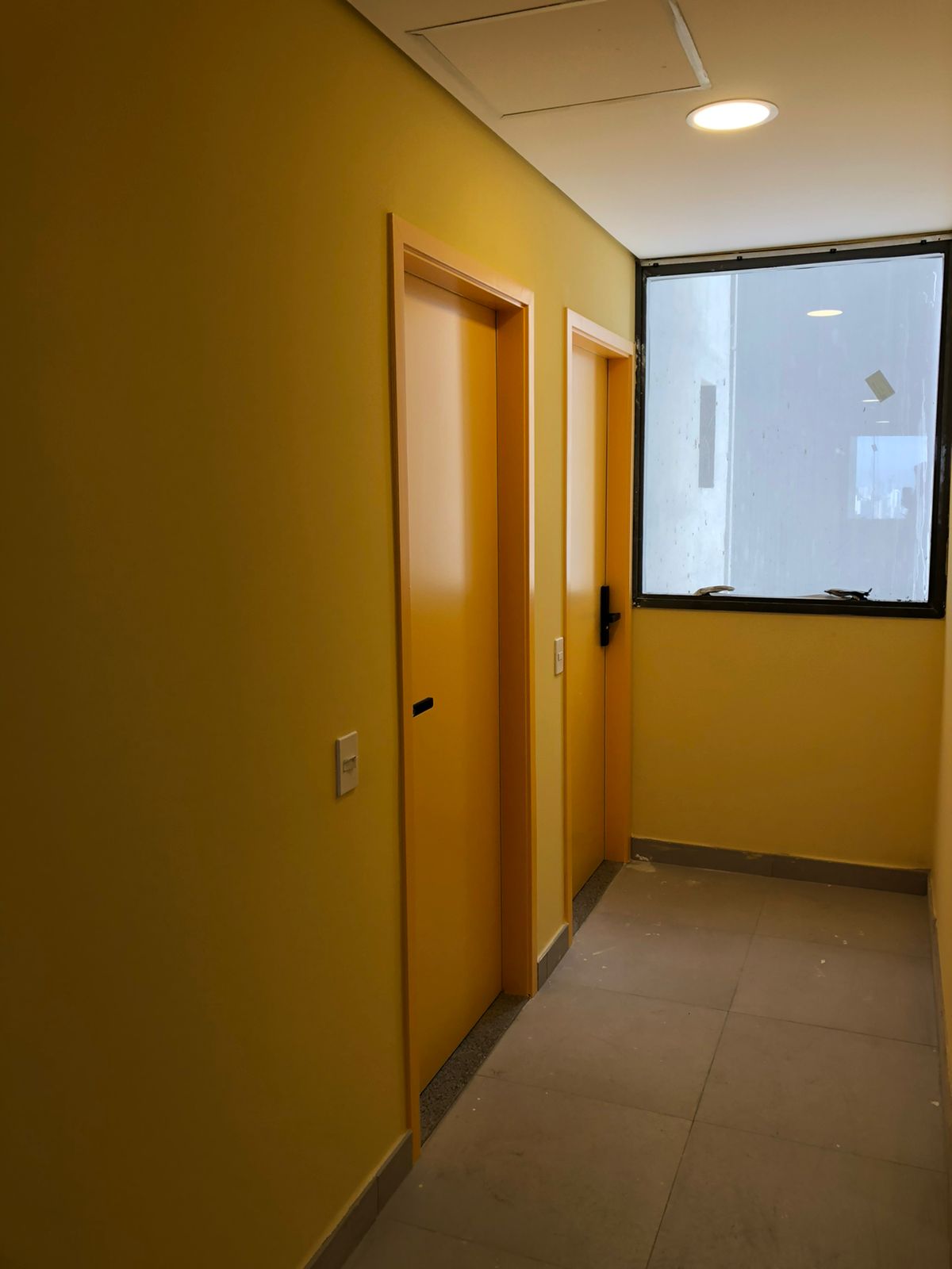 Apartamento à venda com 3 quartos, 85m² - Foto 2