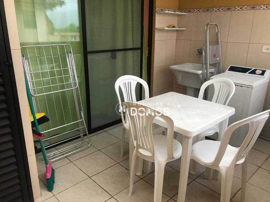 Apartamento à venda com 3 quartos, 111m² - Foto 4