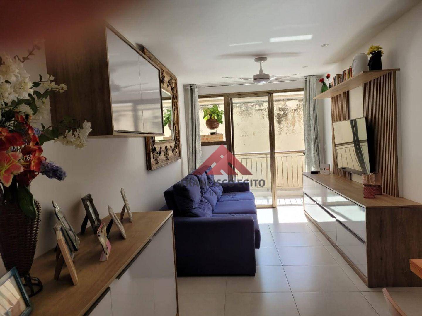 Apartamento à venda com 3 quartos, 127m² - Foto 2