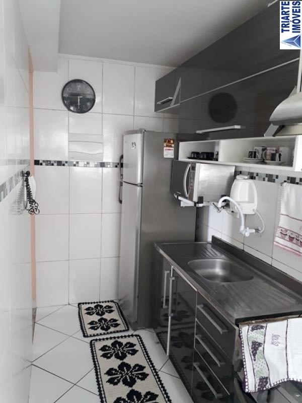 Apartamento à venda com 3 quartos, 50m² - Foto 7