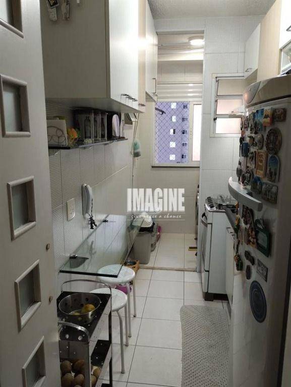 Apartamento à venda com 3 quartos, 78m² - Foto 9