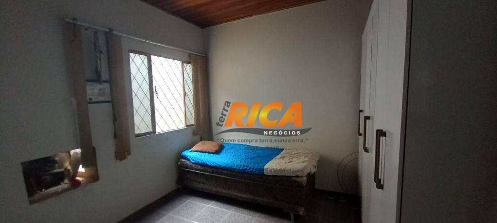 Casa à venda com 3 quartos, 160m² - Foto 15