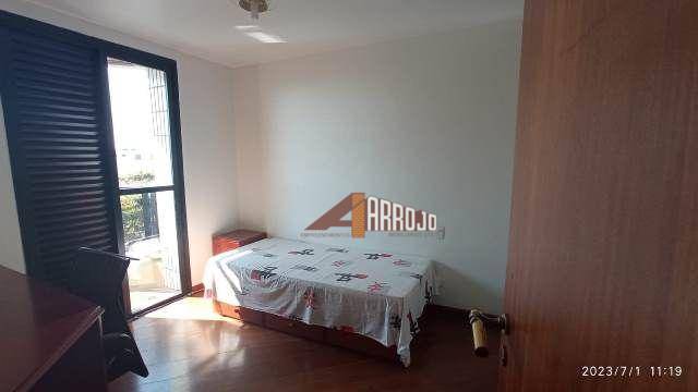 Apartamento à venda com 3 quartos, 127m² - Foto 9