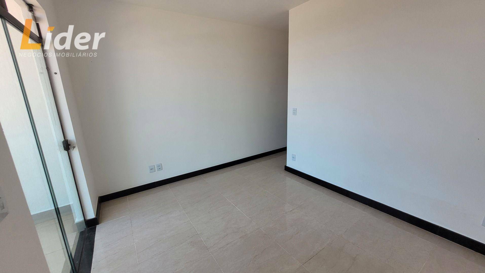 Casa à venda com 3 quartos, 110m² - Foto 17