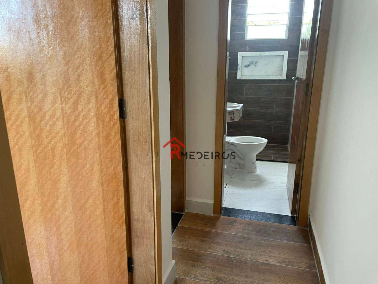 Casa à venda com 2 quartos, 80M2 - Foto 10