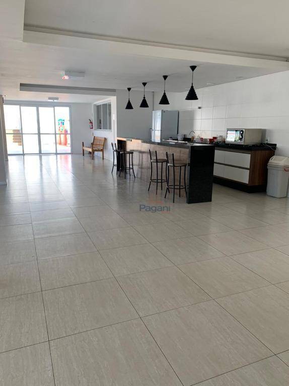 Apartamento à venda com 2 quartos, 58m² - Foto 17