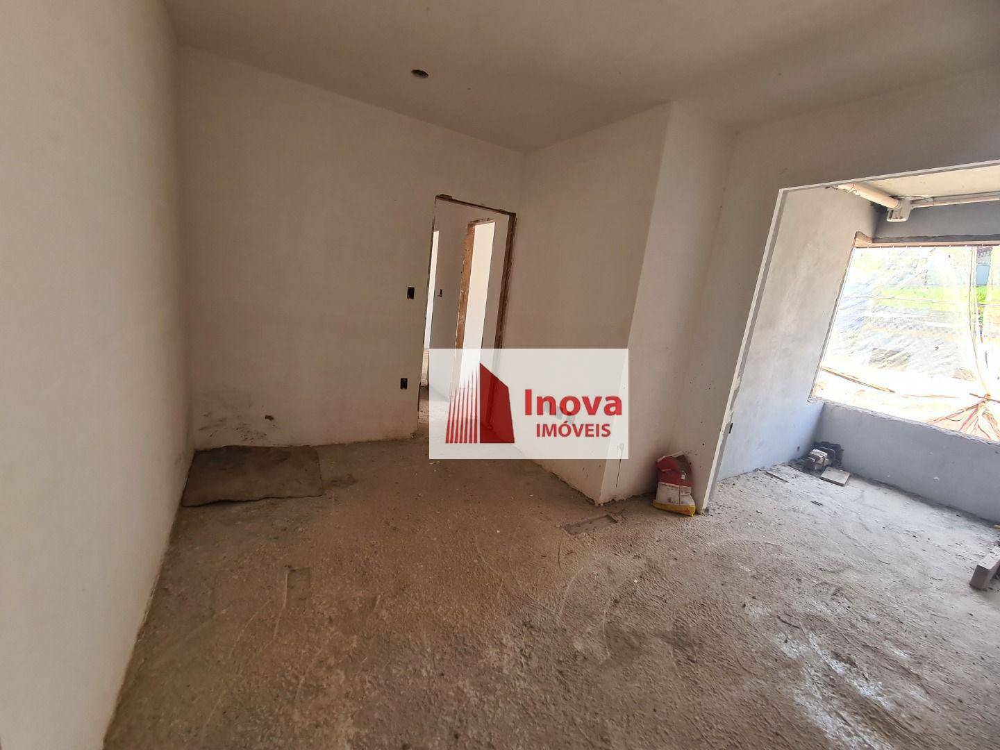 Apartamento à venda com 2 quartos, 70m² - Foto 3