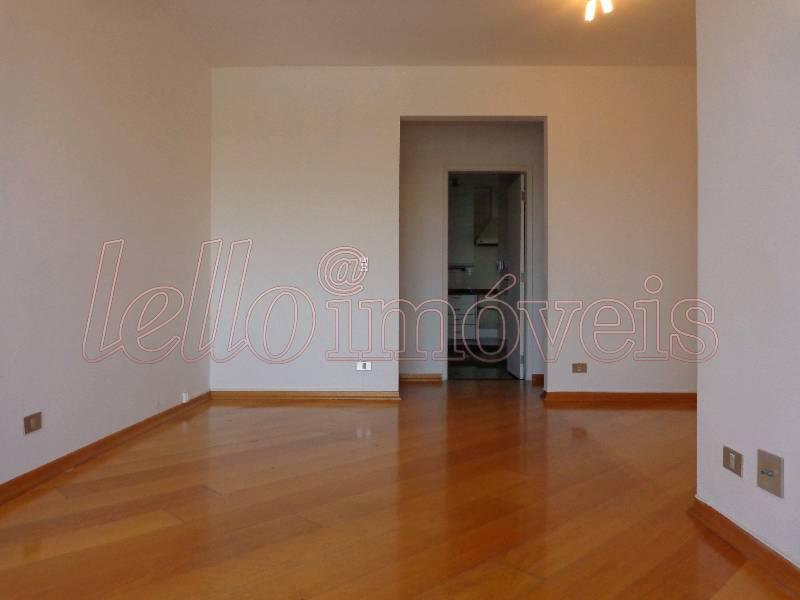 Apartamento para alugar com 3 quartos, 98m² - Foto 2