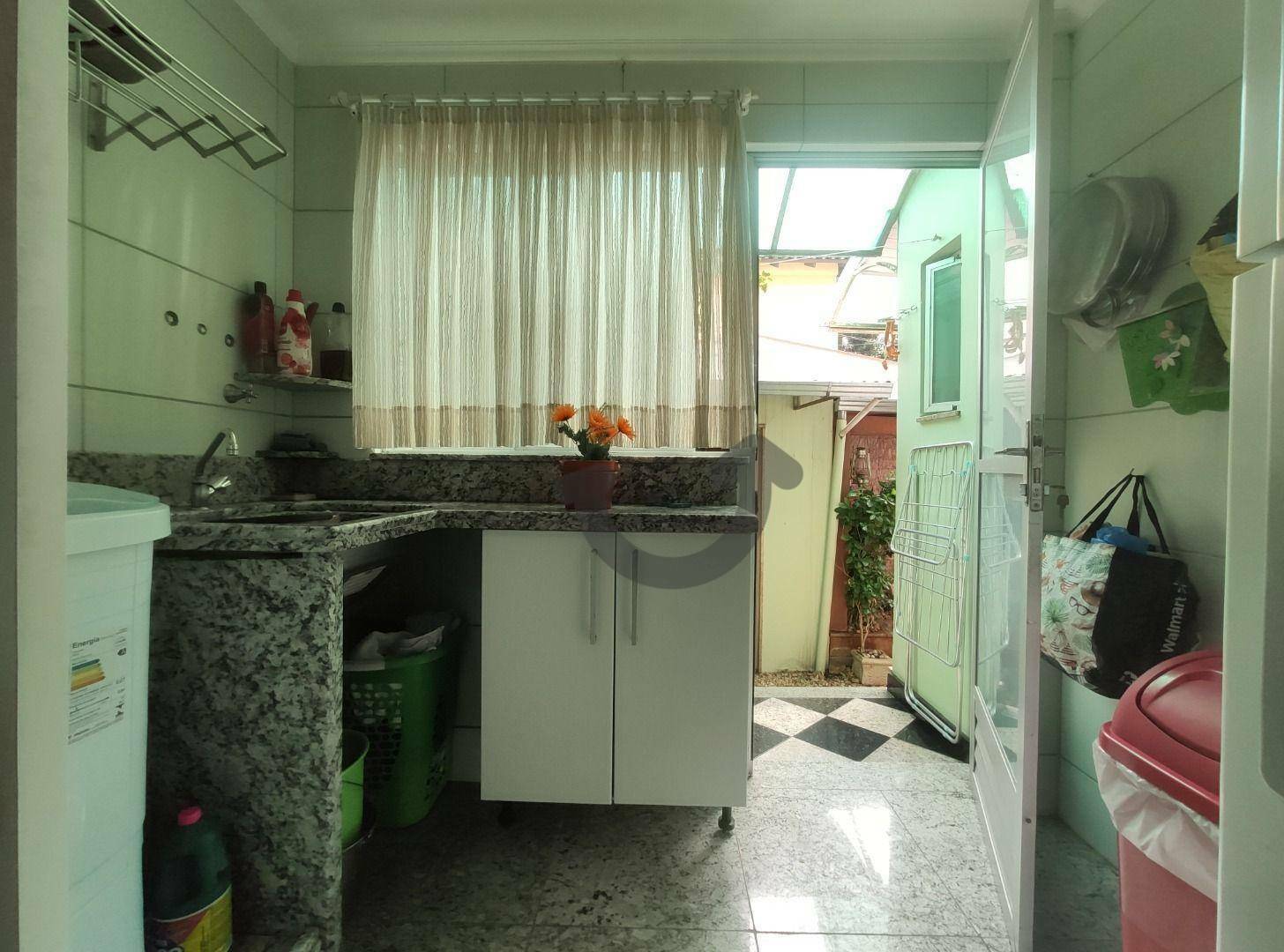 Apartamento à venda com 3 quartos, 177m² - Foto 10