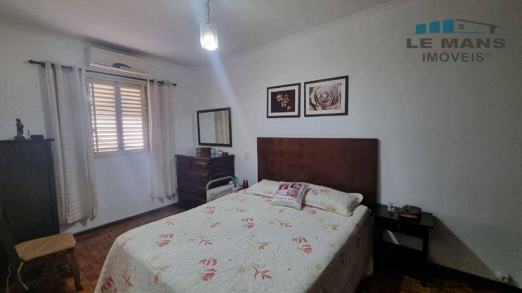 Casa à venda com 3 quartos, 203m² - Foto 16