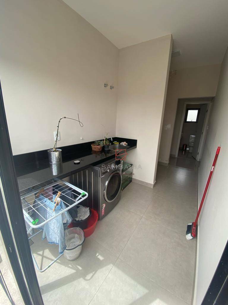 Casa à venda com 3 quartos, 253m² - Foto 14