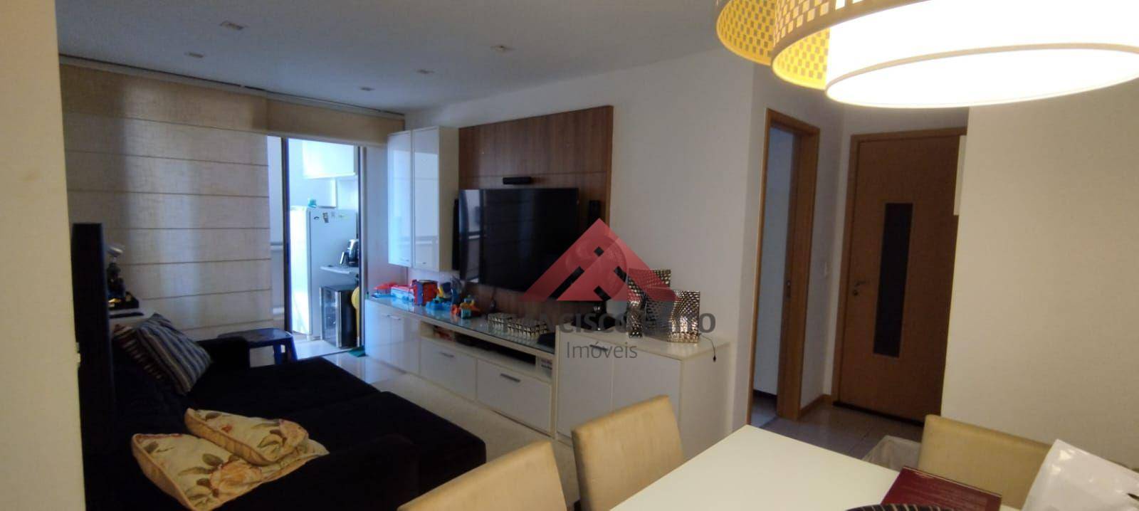 Apartamento à venda com 2 quartos, 90m² - Foto 7