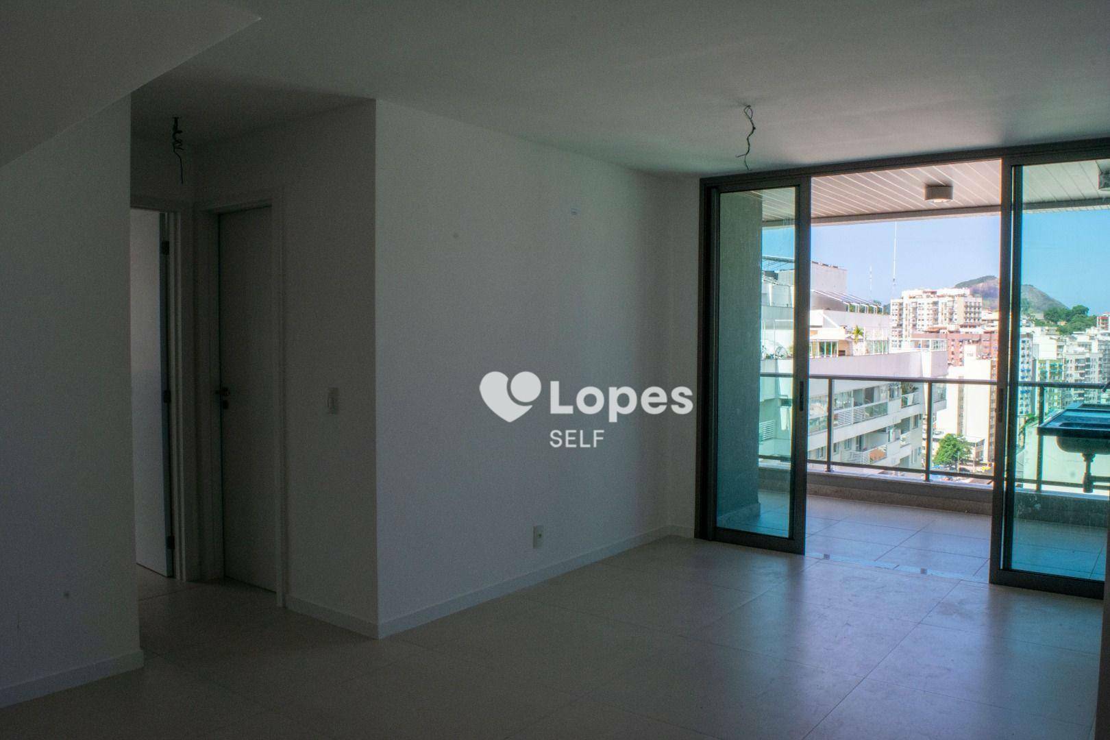 Apartamento à venda com 3 quartos, 118m² - Foto 2