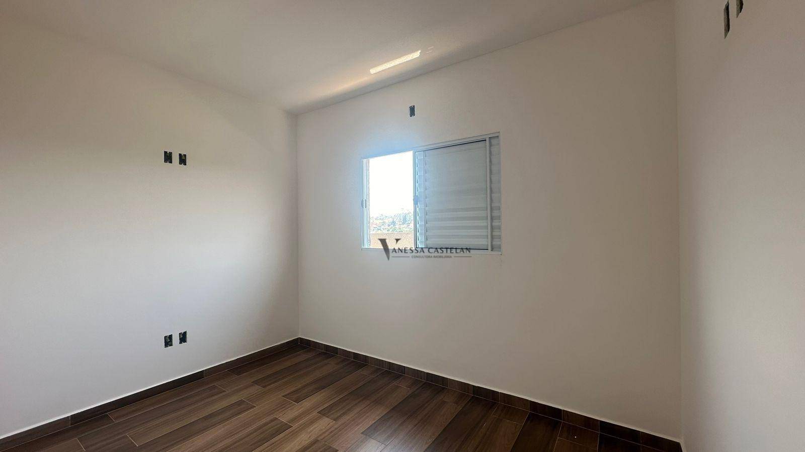 Casa à venda com 3 quartos, 90m² - Foto 9