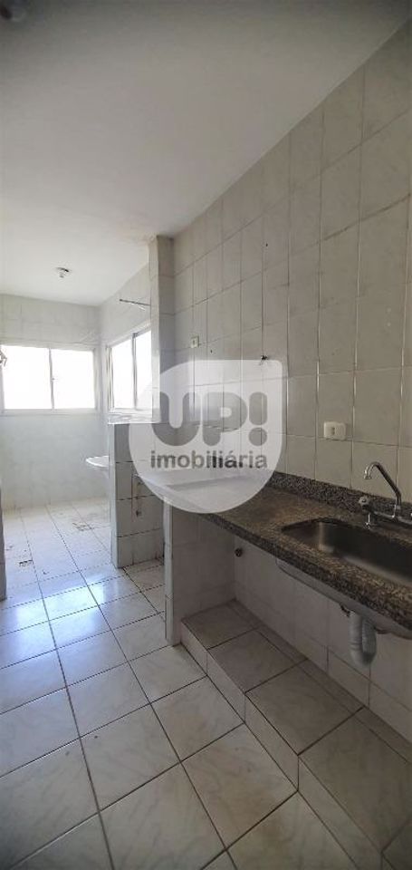 Apartamento à venda com 3 quartos, 72m² - Foto 4