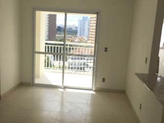 Apartamento à venda com 2 quartos, 70m² - Foto 1