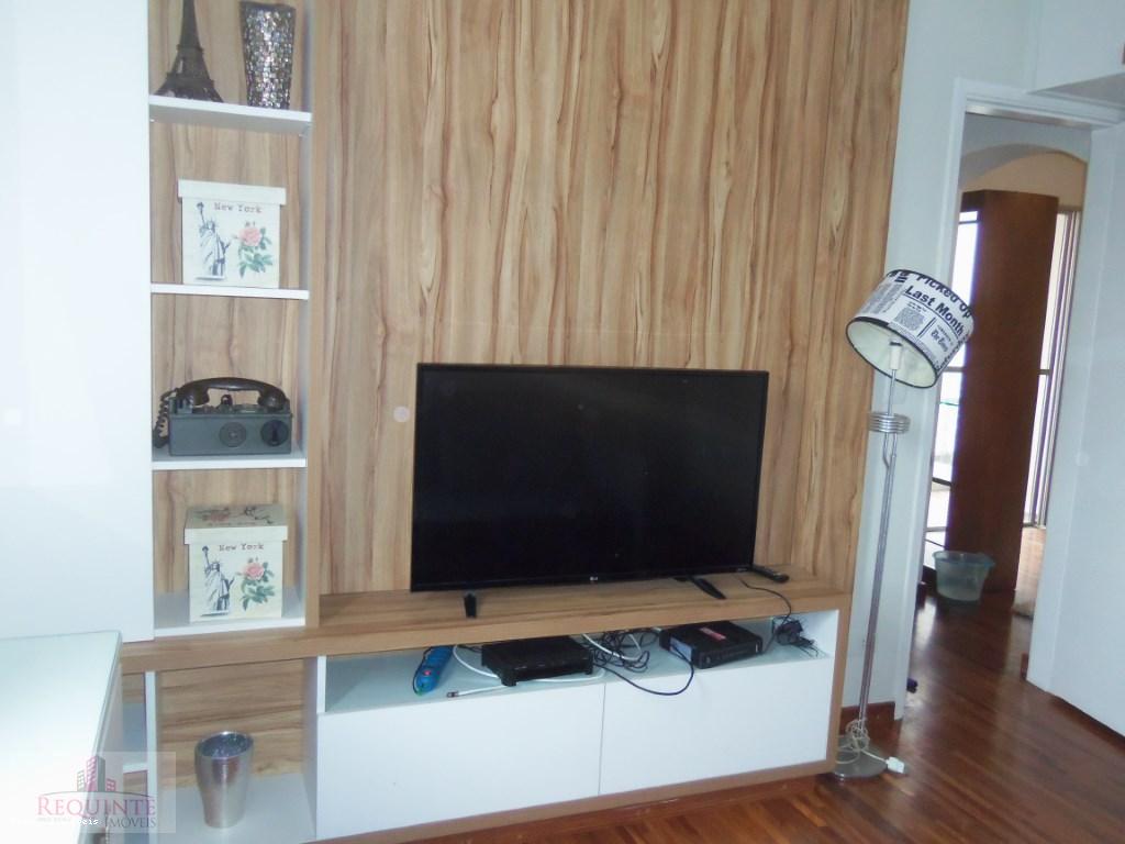 Apartamento para alugar com 2 quartos, 62m² - Foto 7