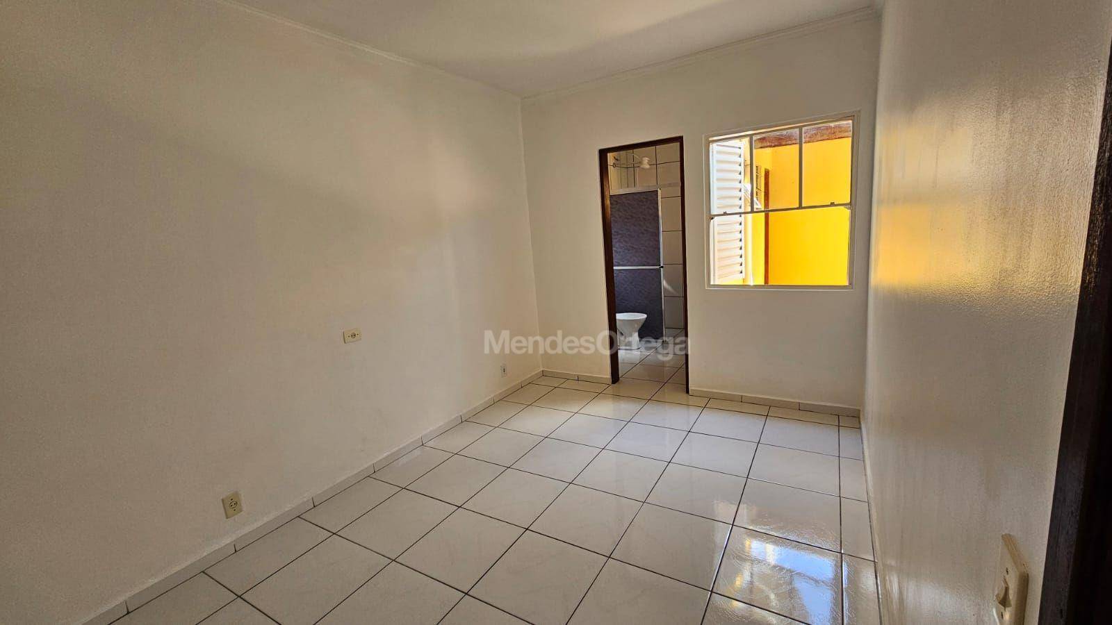 Casa para alugar com 2 quartos, 117m² - Foto 7