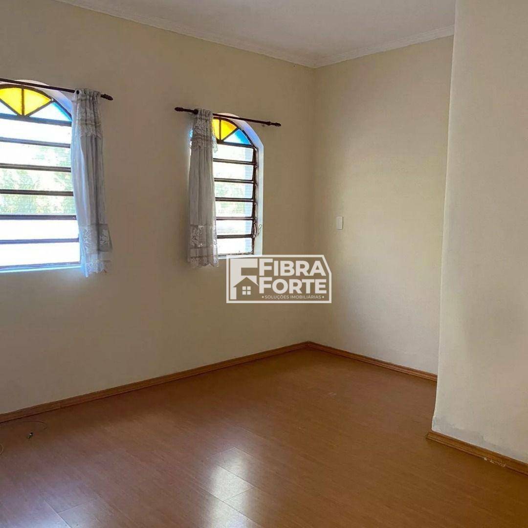 Casa à venda com 4 quartos, 152m² - Foto 5