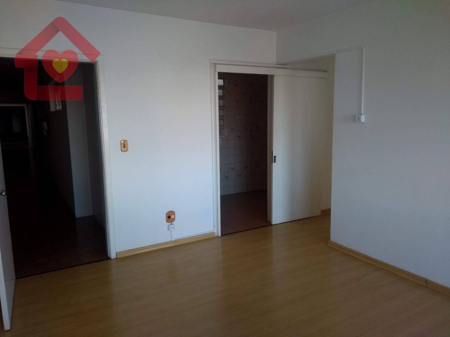 Apartamento para alugar com 3 quartos, 86m² - Foto 3