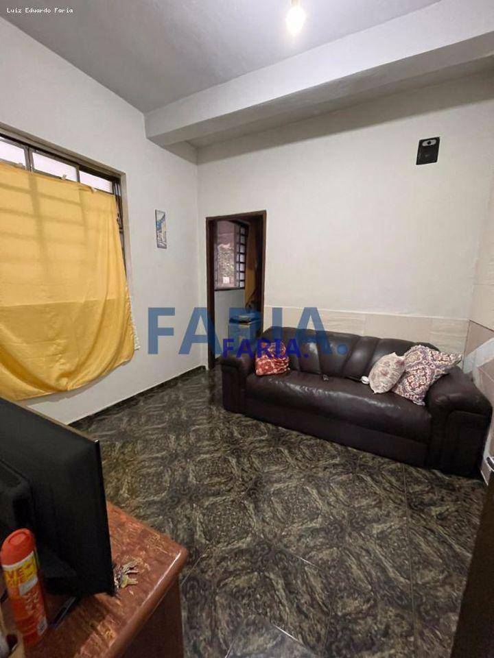 Casa à venda com 4 quartos, 250M2 - Foto 3