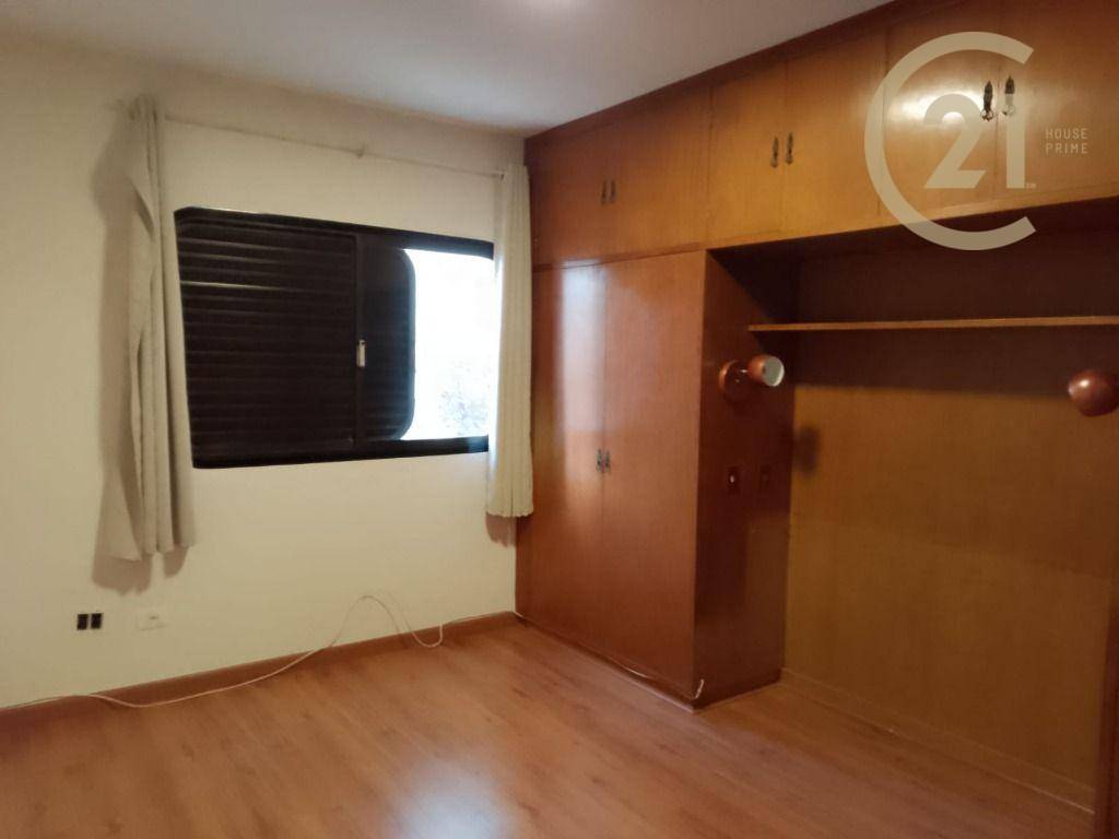 Apartamento à venda com 4 quartos, 196m² - Foto 4